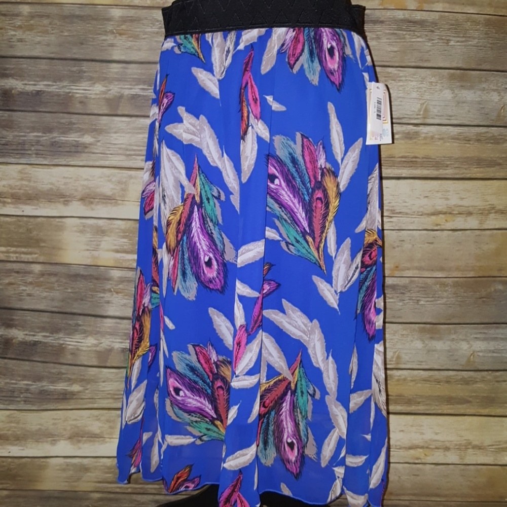 NWT Lularoe Lola skirt size large